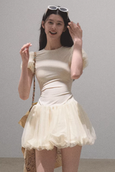 Slim waist light dress